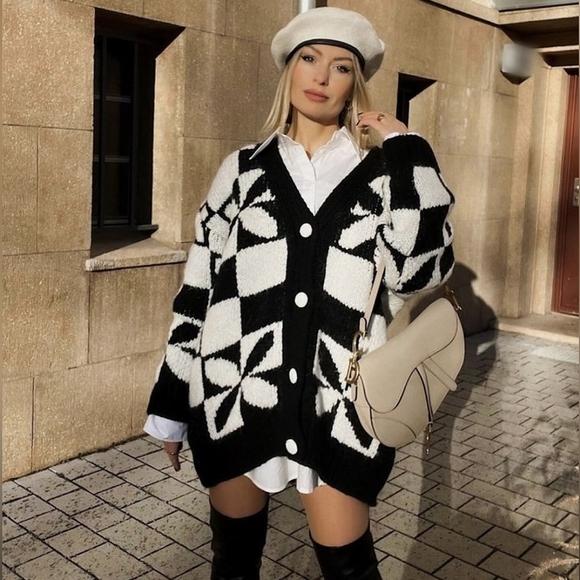 NWT* Zara Black White Checkered   Long Oversized Cardigan - Picture 2 of 16